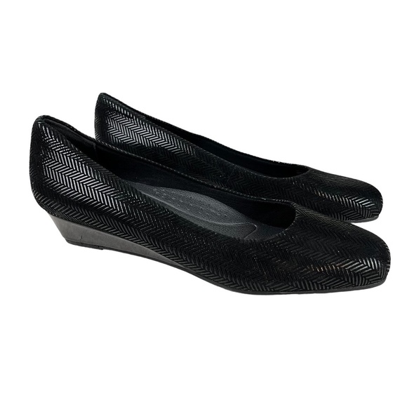 TROTTERS Genuine Leather Black Herringbone Low Wedge Slip On Shoes Loafers 9 N - Picture 1 of 16